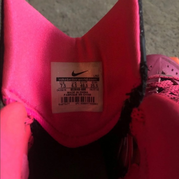 Nike Hyperdunk 2014 Breast Cancer Edition - Picture 7 of 7